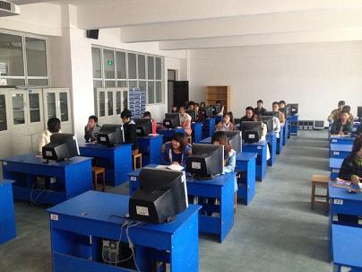 电子电气工程学院举行毕业生模拟招聘会