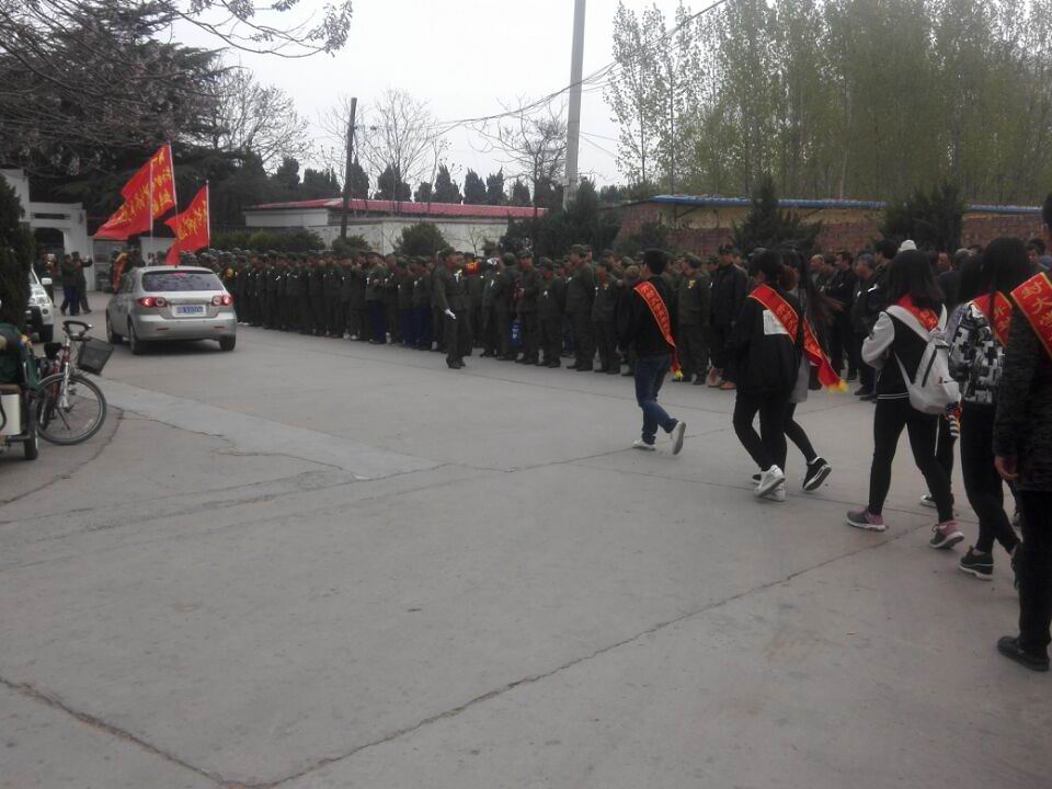 电子电气学院清明开展“颂先烈精神,扬爱国精神”活动