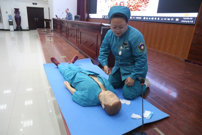 FZ10028856737_A2124667