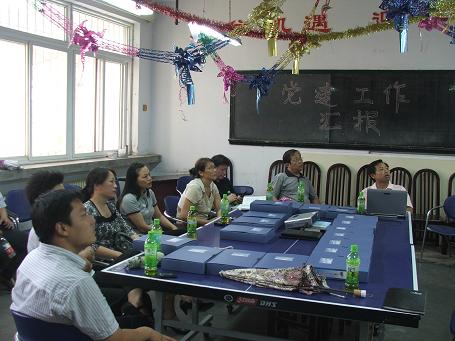 学校对机电学院党建工作进行检查