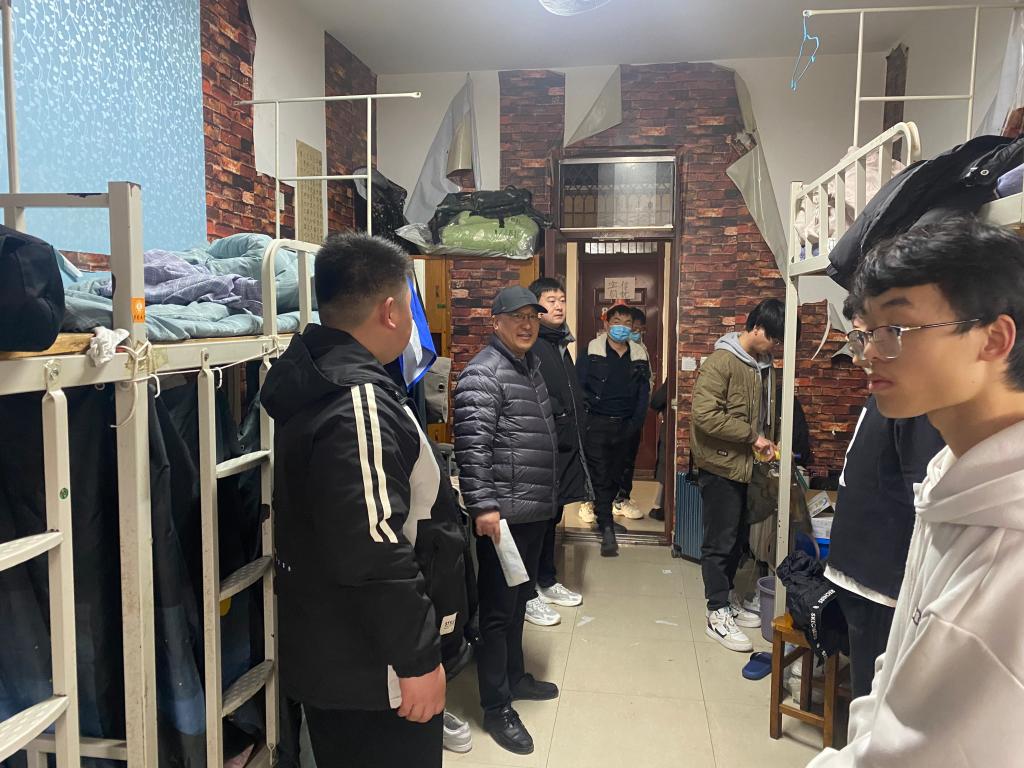 电子电气工程学院开展“营造安全环境，保障健康生活”专项活动